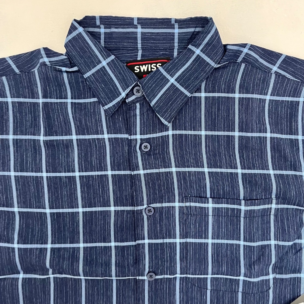 Swiss Alps Mens Size L Button Up Shirt Blue Plaid Short Sleeve Pocket NWT - Picture 4 of 9
